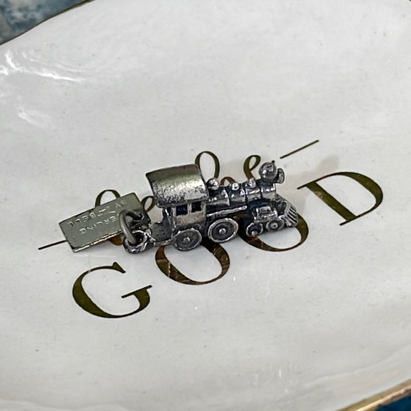 ⭐️Vintage Sterling by Bell steam engine locomotive train charm - Picture 1 of 8